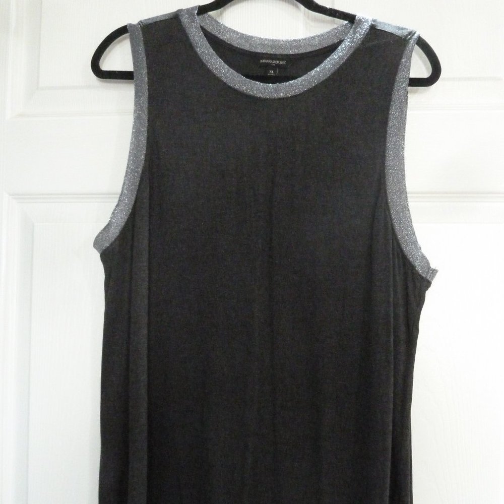 Banana Republic Tank XL
